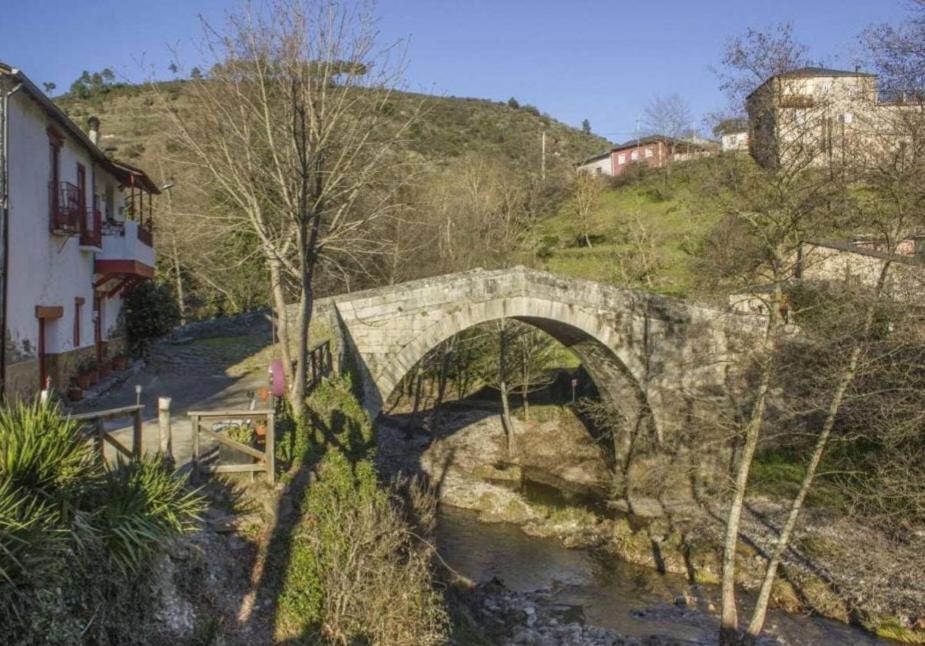 Casa Con Piscina Y Barbacoa Vila Freixido Exterior foto